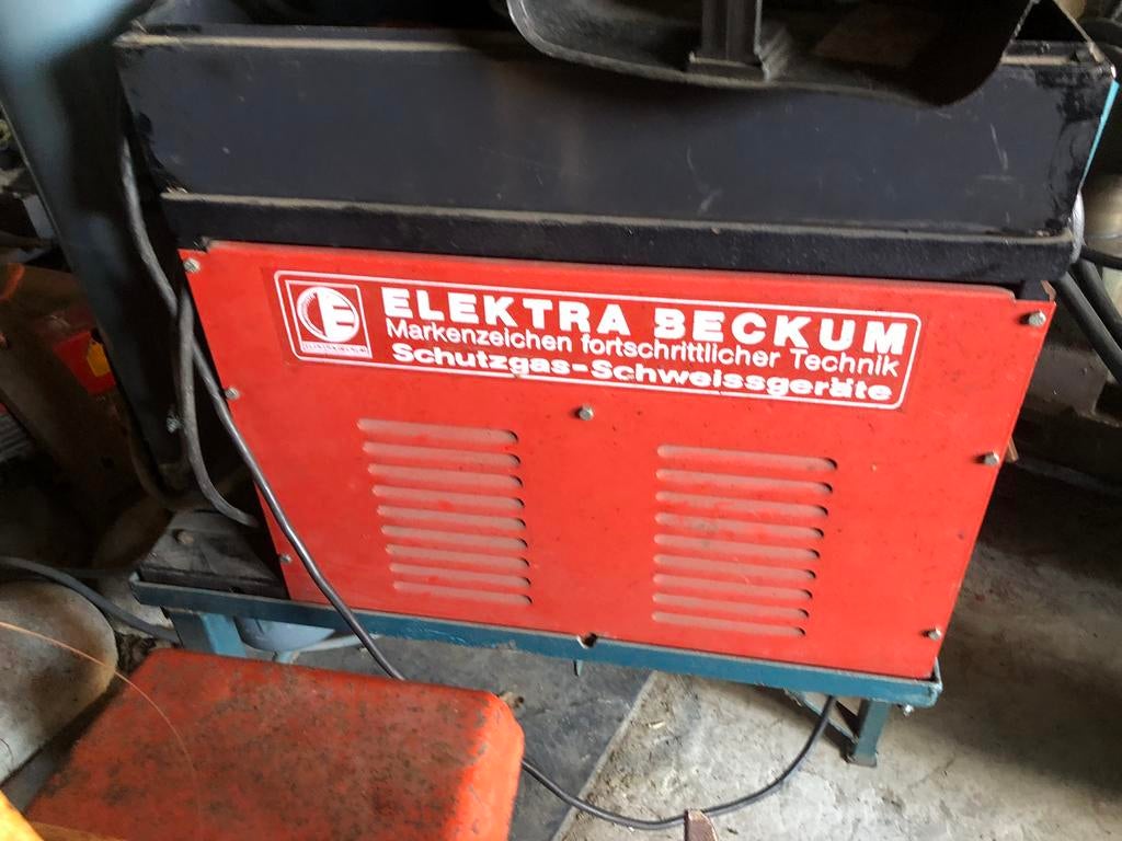 electro beckum halfautomaat met grote fles en lasdraad, Doe-het-zelf en Bouw, Ophalen of Verzenden, Zo goed als nieuw
