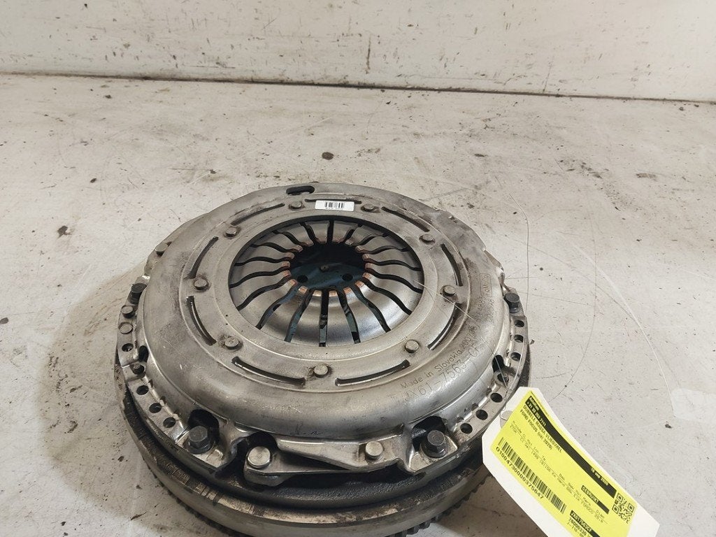 VLIEGWIEL DUBBELE MASSA Ford Focus 4 (|2521667|JX617563CF|), Gebruikt, Henry-Ford-Straße  1
50735  Köln, DE, Ford-Werke GmbH, Kunden@ford.com
