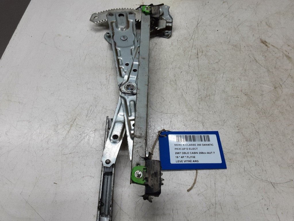 RAAMMECHANIEK LINKS ACHTER Mercedes-Benz X (470), Gebruikt, Mercedes-Benz, Dialog.mb@mercedes-benz.com, Mercedes-Benz AG
