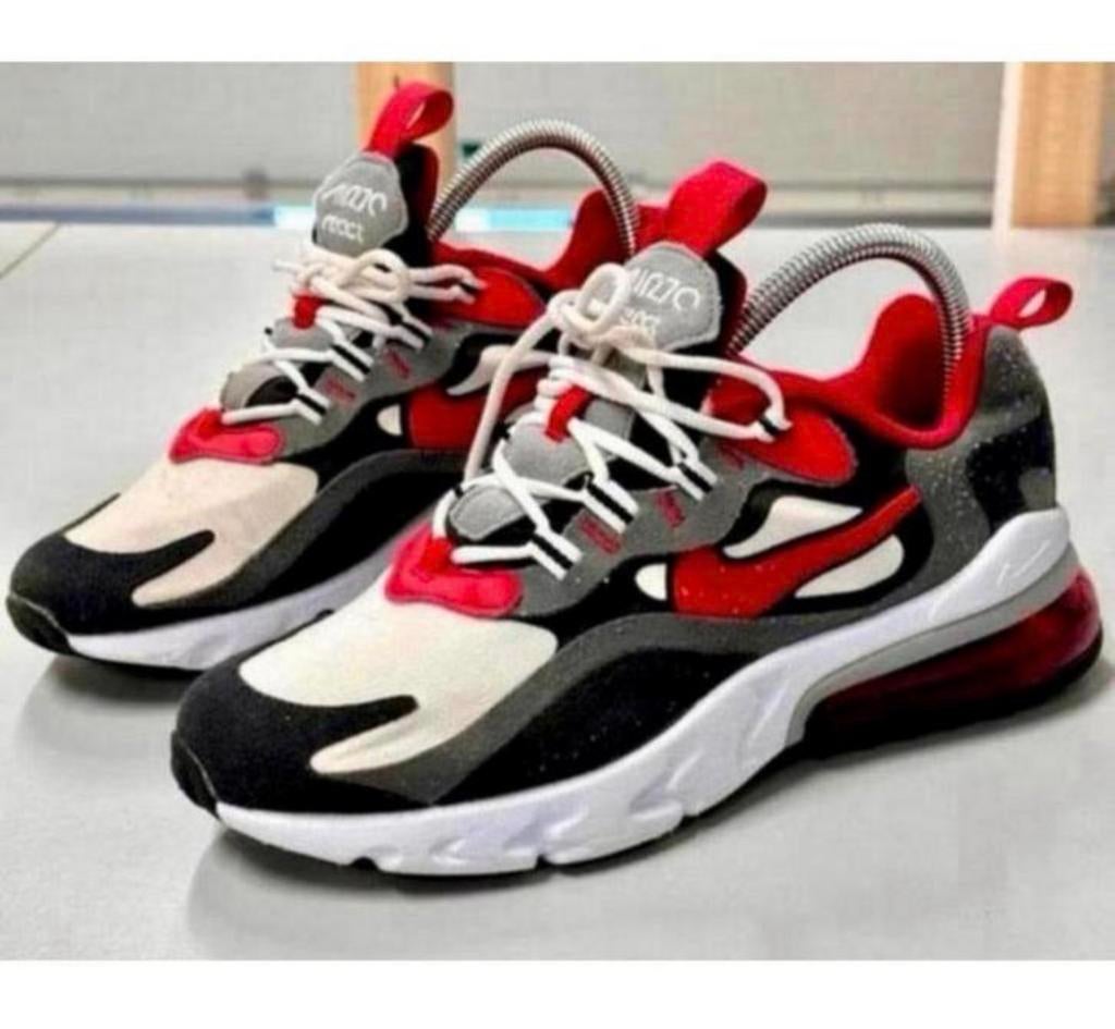Baskets Nike Air Max 270 React GS 38,5 NOUVELLES garçons, Vêtements | Hommes, Chaussures, Neuf, Baskets, Blanc, Enlèvement ou Envoi