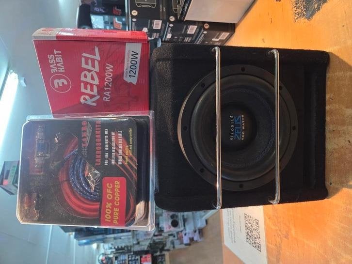 Mini knaller subwooferpack ,subwoofer,versterker,kabels, Autos : Divers, Haut-parleurs voiture