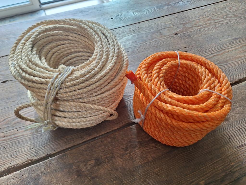 2 x boule de corde/corde, Bricolage & Construction, Enlèvement ou Envoi
