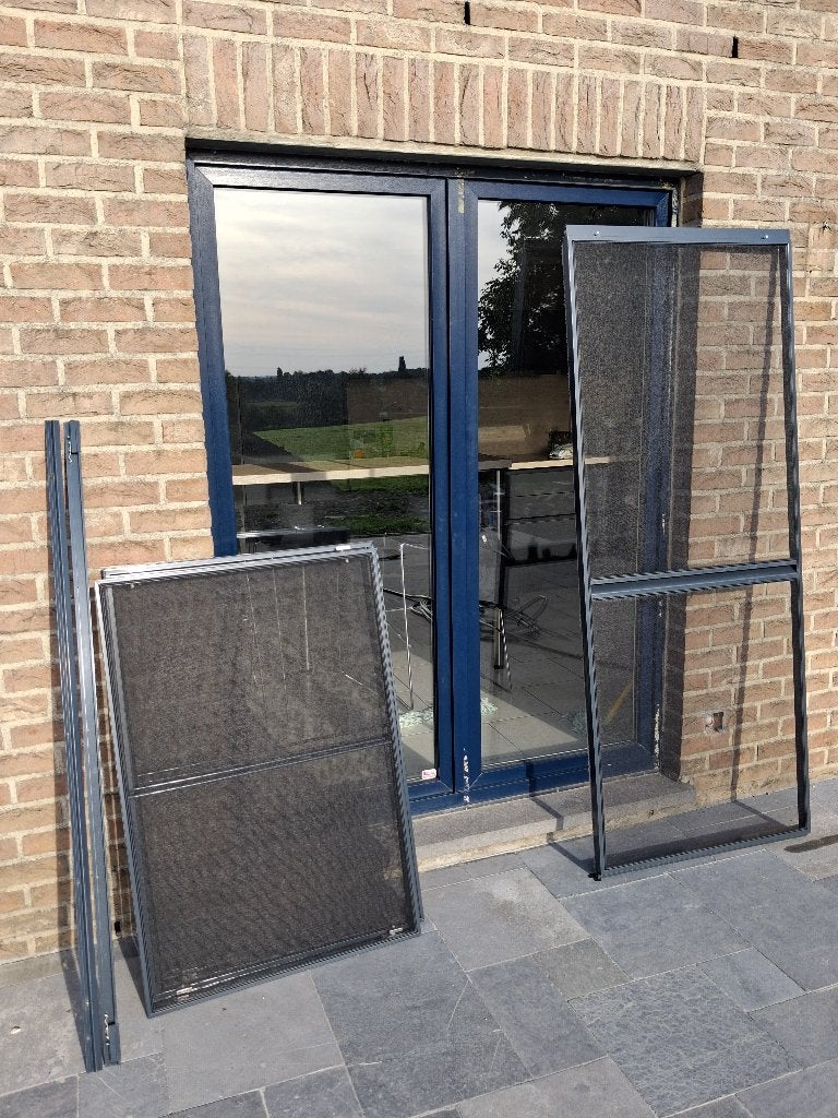 Moustiquaires (4 fenêtres + coulissant), Bricolage & Construction, Moins de 200 cm, Porte extérieure, Comme neuf, Enlèvement