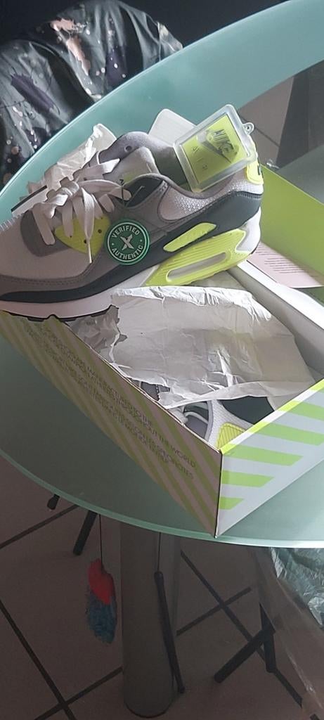 Nike air max jaren 90, Enlèvement