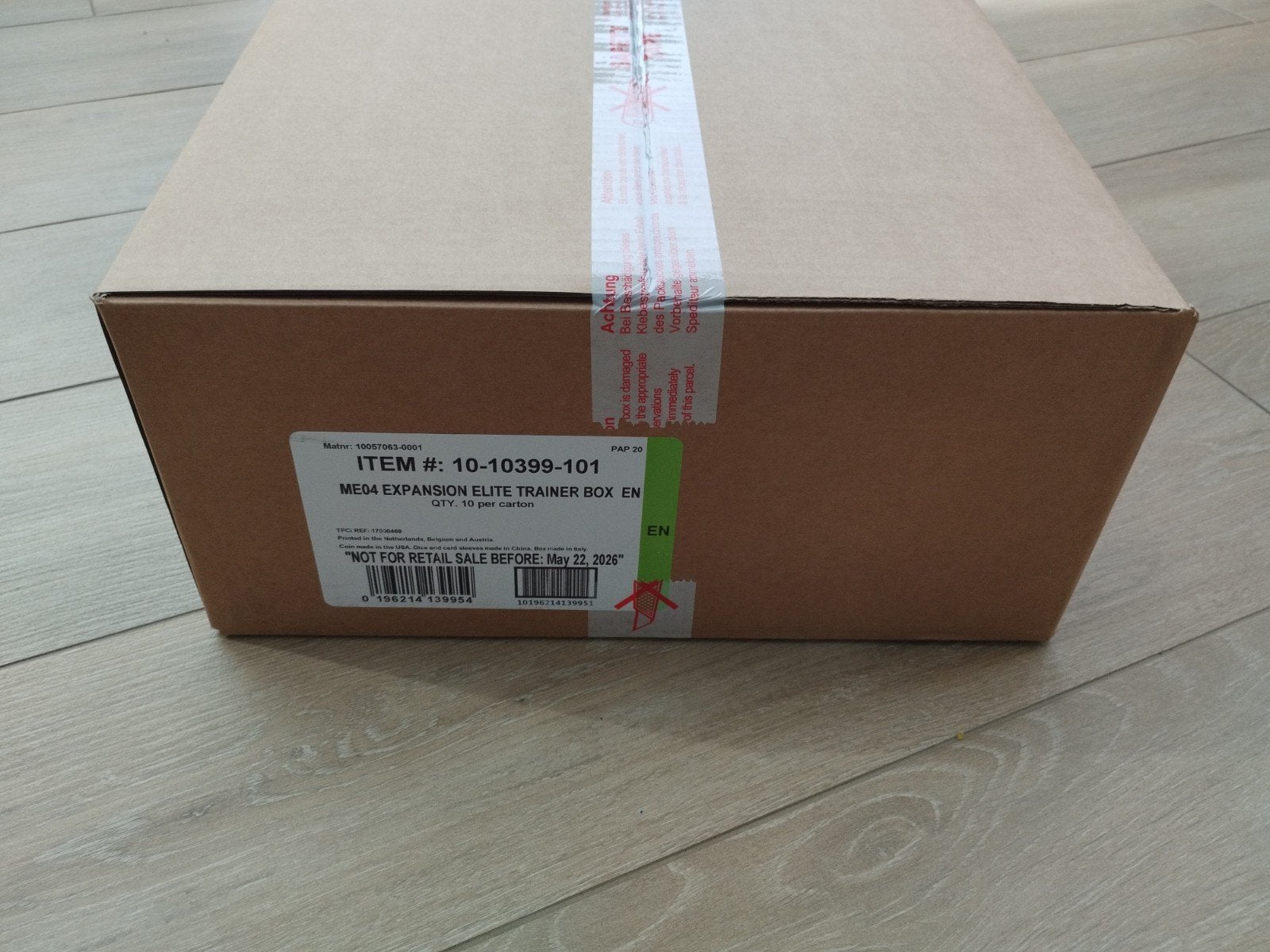 Pokémon chaos rising etb case, Ophalen