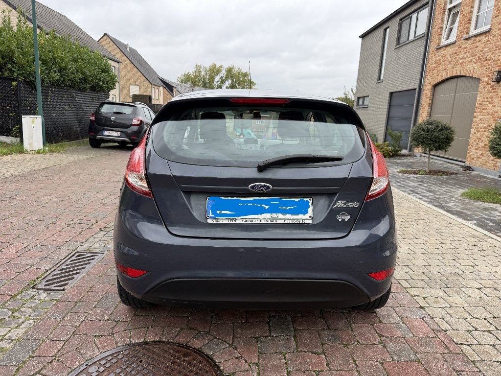 FORD FIESTA 1.2 benzine — EURO 5b — airco, Auto's, https://public.car-pass.be/vhr/c6d36eca-d864-4985-b345-b8f8c8ed4df0, Bedrijf