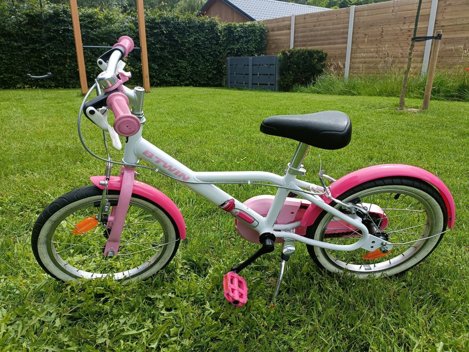 Meisjesfiets 16inch, Ophalen, Zo goed als nieuw, 16 tot 20 inch, B-Twin