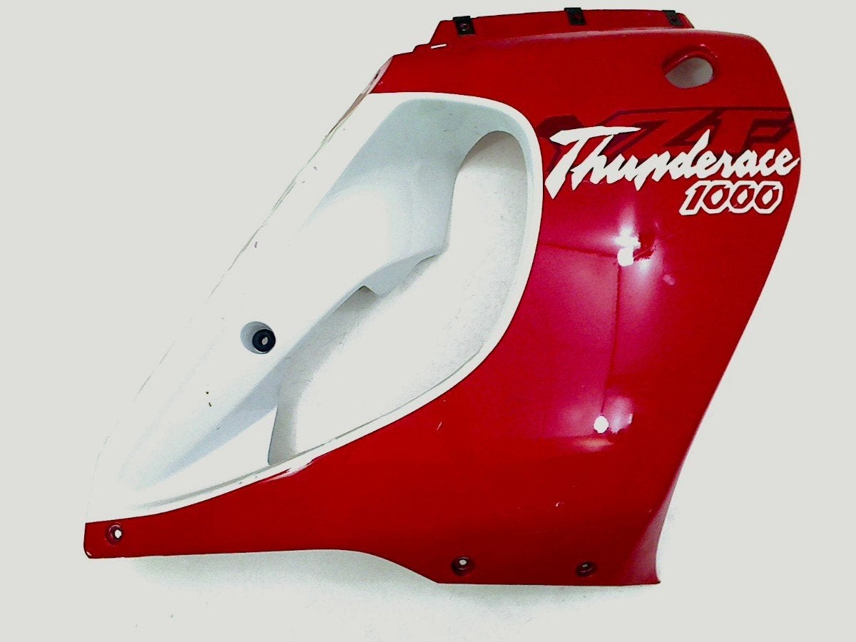 CARENAGE DROIT Yamaha (4SV-2835V-00), Dhr. S. di Majo, Utilisé, Info@cama-motorparts.nl, P.J. Troelstraweg 8 8
3144 CX  MAASSLUIS, NL