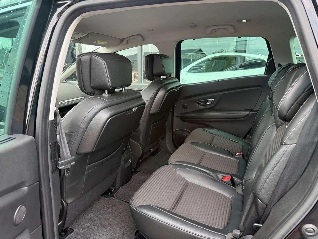 Renault Scénic Scenic 1.6 dCi Energy Bose Edition // 7 Plac, Autos, Achat, Euro 6, Entreprise, 7 places
