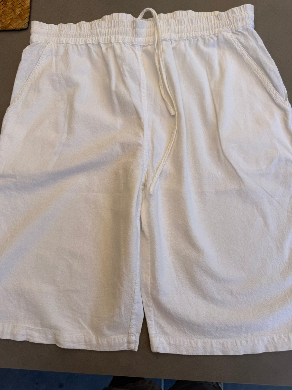Bermuda blanc pour femme, Taille 38/40 (M), Enlèvement ou Envoi, Porté, Blanc