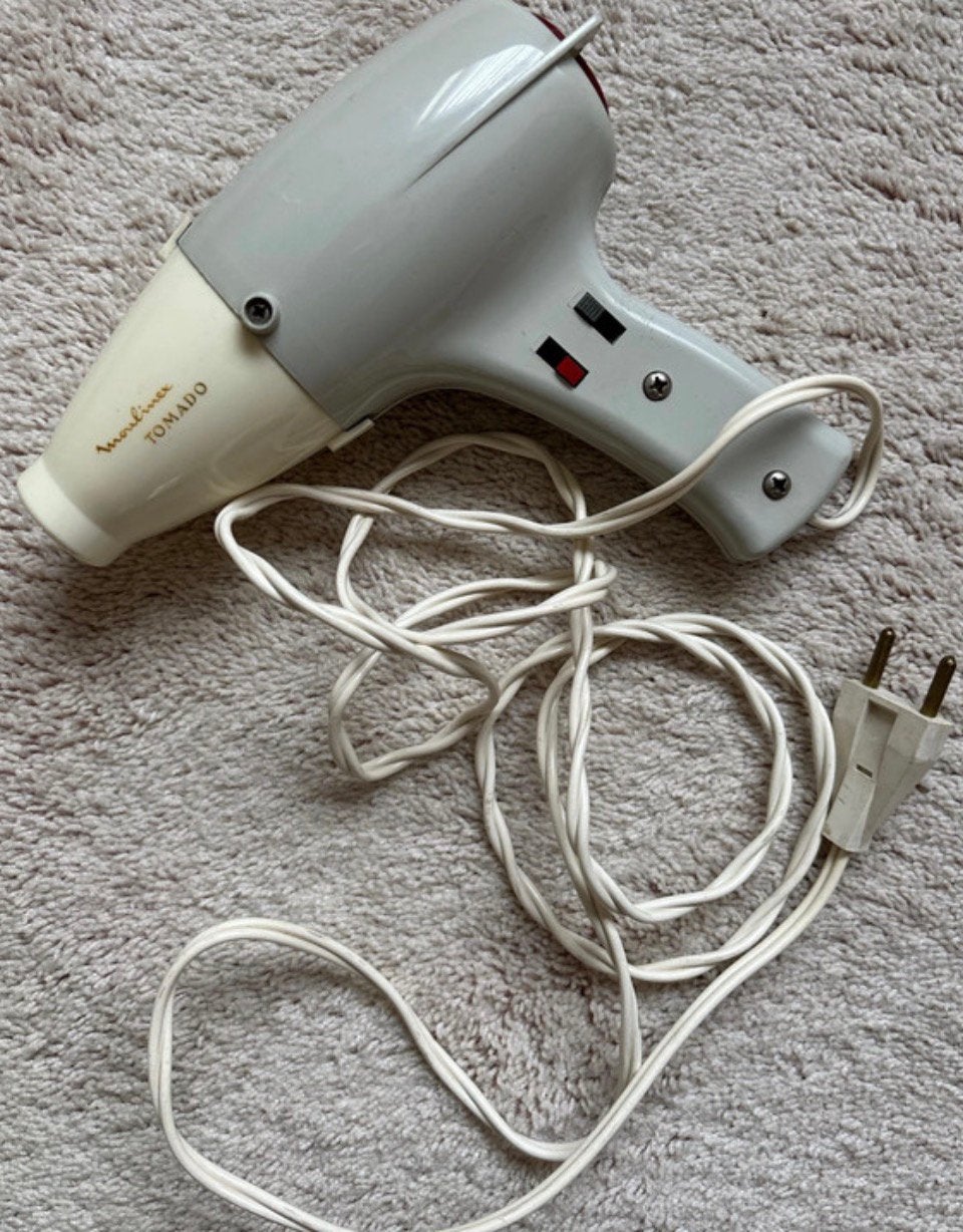 Sèche-cheveux Retro Moulinex/ Tomado en état de marche, Bijoux, Sacs & Beauté, Beauté | Soins des cheveux, Utilisé, Sèche-cheveux