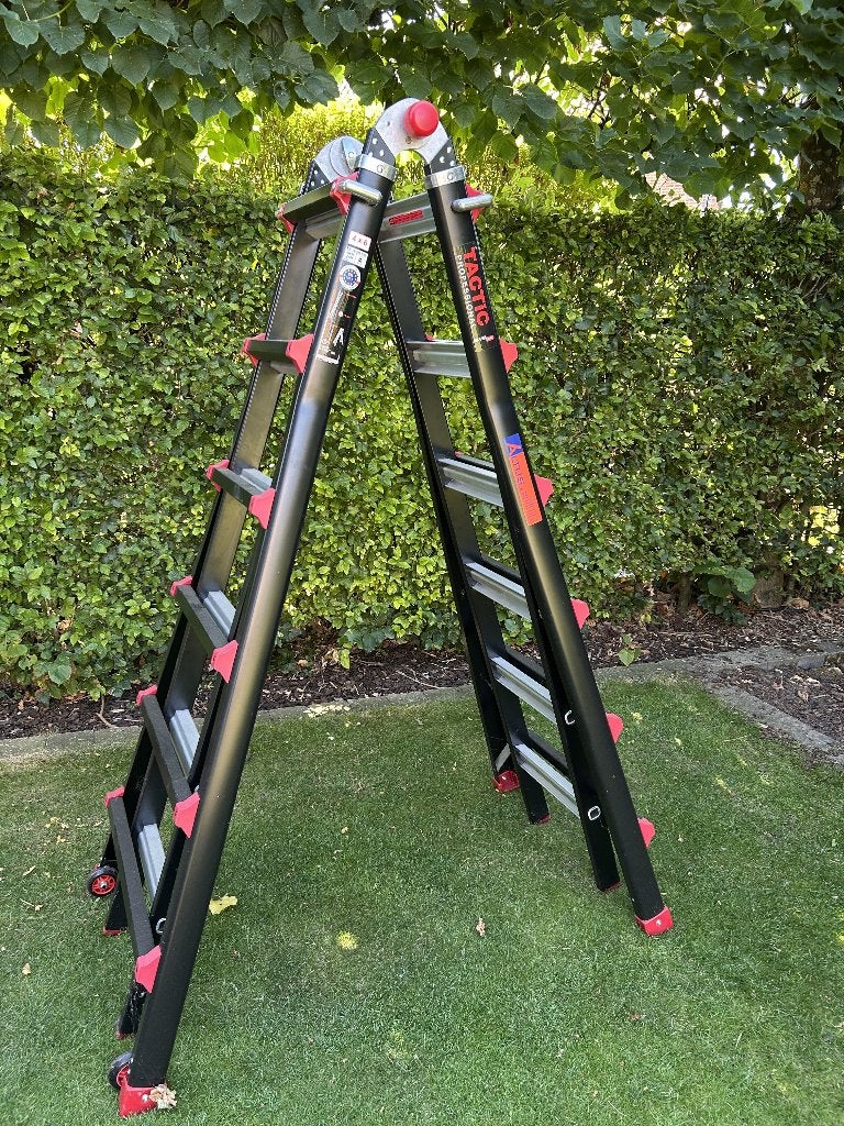 BigOne TacTic Multifunctionele Vouwladder - 4x6 Sporten, Pliable ou rétractable/escamotable, Comme neuf, Échelle, Enlèvement