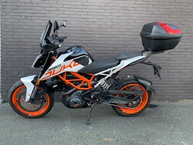 KTM Duke 390, Motos, Motos | KTM, Entreprise, Naked bike, 12 à 35 kW, 1 cylindre, Permis Moto A2 minimum, Enlèvement