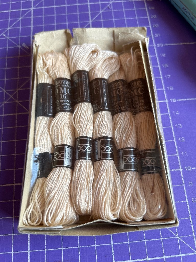 Coton DMC nr 16, Hobby & Loisirs créatifs, Broderie & Machines à broder, Enlèvement ou Envoi, Comme neuf