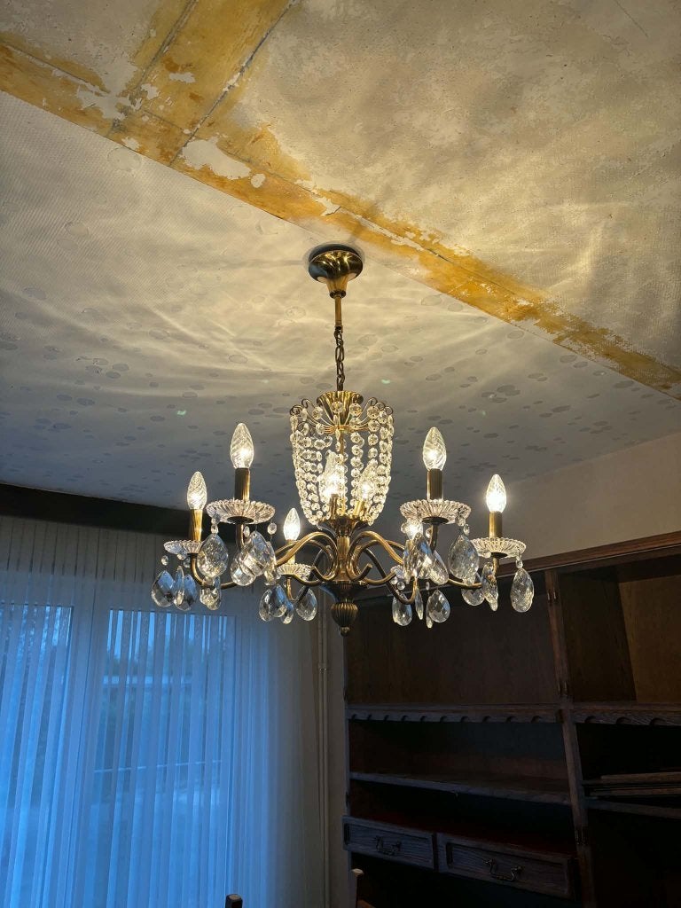 Lustre, Enlèvement, Utilisé