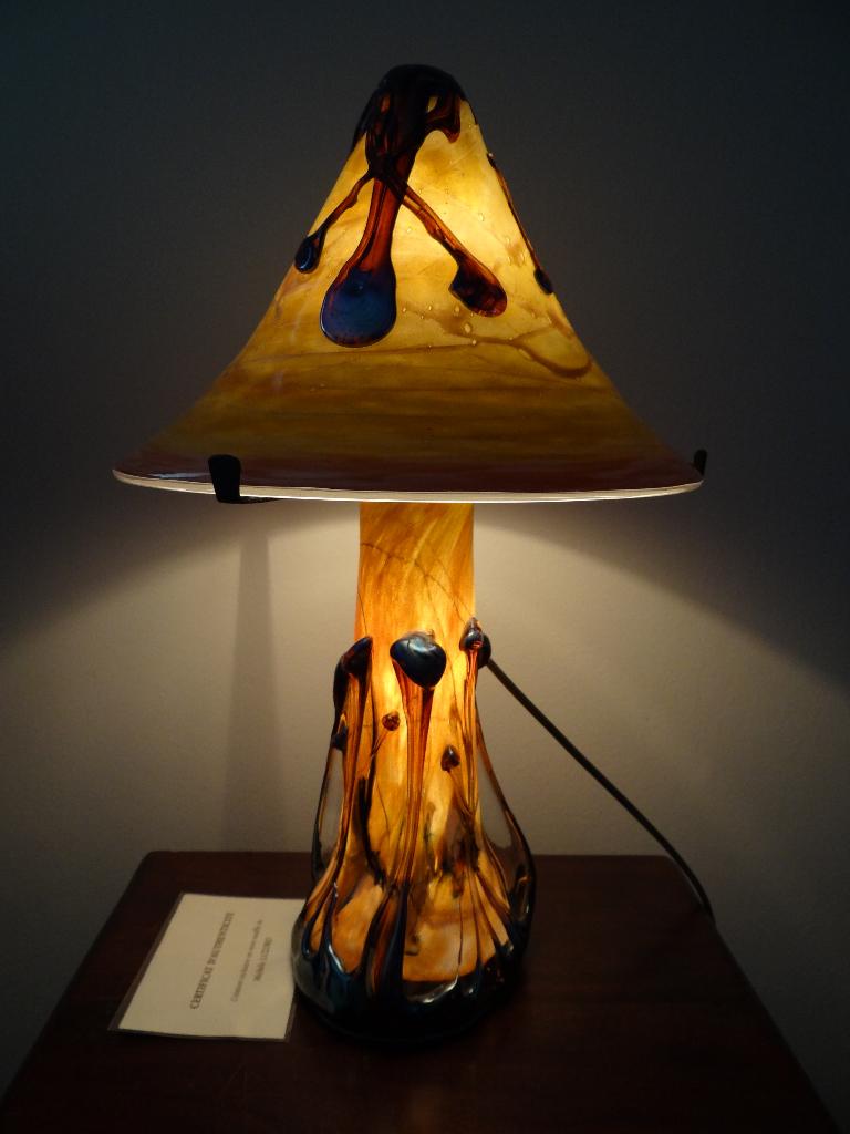 Magnifique Lampe de M. Luzoro en verre soufflé.Vintage 90's., Antiquités & Art, Antiquités | Verre & Cristal, Enlèvement ou Envoi