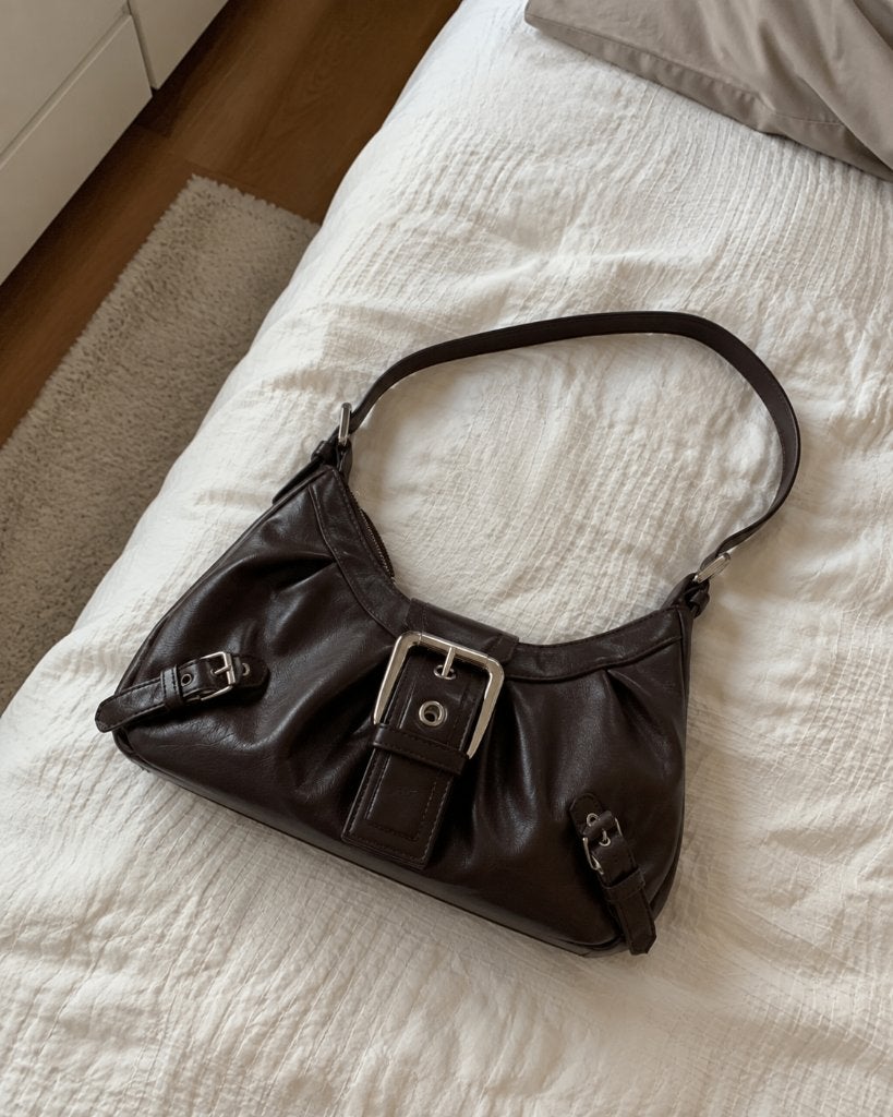 Brown Buckle Shoulder Bag, Handtassen en Accessoires, Tassen | Damestassen, Verzenden, Zo goed als nieuw, Zwart, Handtas