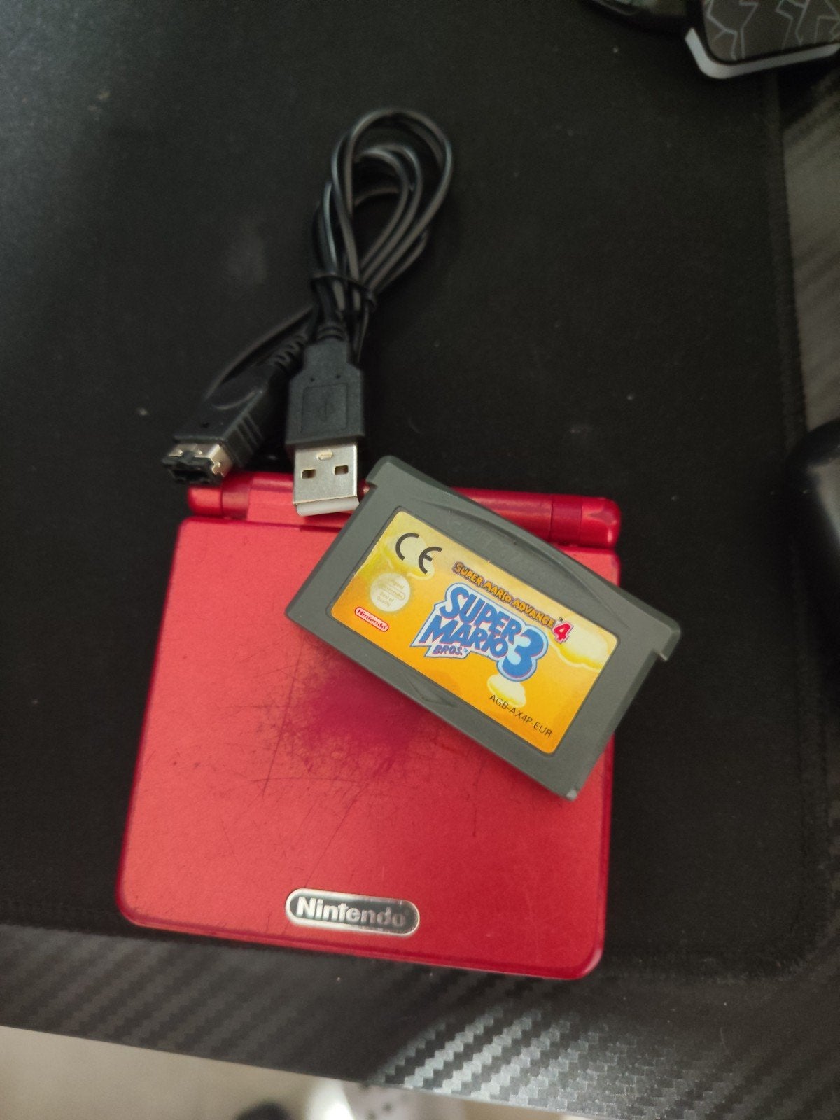 je vend un GameBoy sp rouge, Consoles de jeu & Jeux vidéo, Enlèvement, Comme neuf, Game Boy Advance, Avec jeux