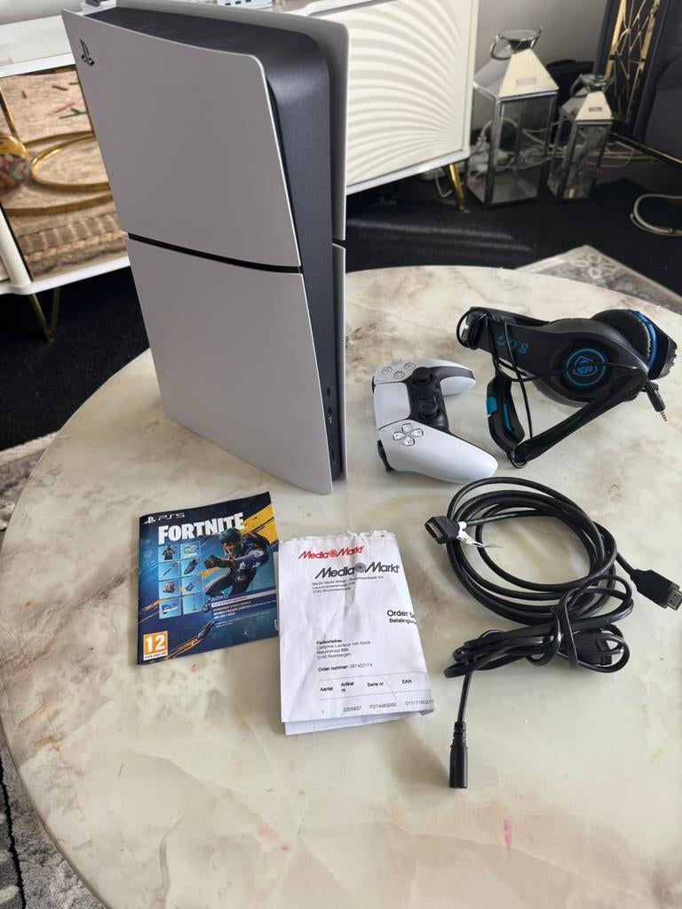Ps4 slim digitaal, Ophalen, Zo goed als nieuw, Slim
