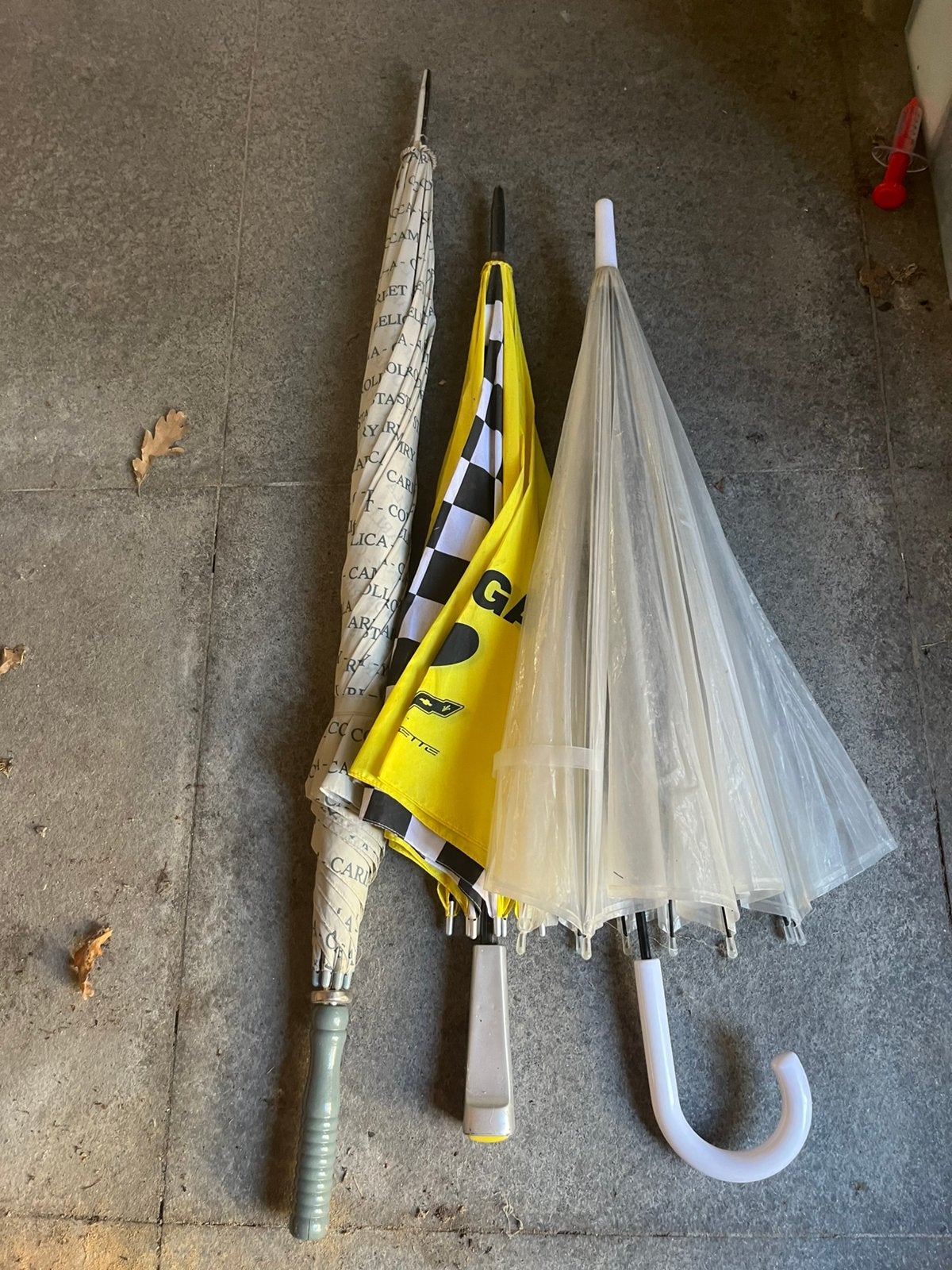3 paraplu’s, Ophalen, Gebruikt
