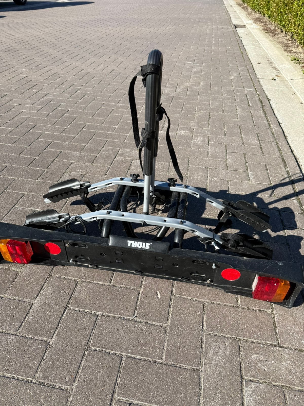 Thule fietsendrager voor trekhaak – 2 fietsen – goede staat, Ophalen, 2 fietsen, Gebruikt, Trekhaakdrager