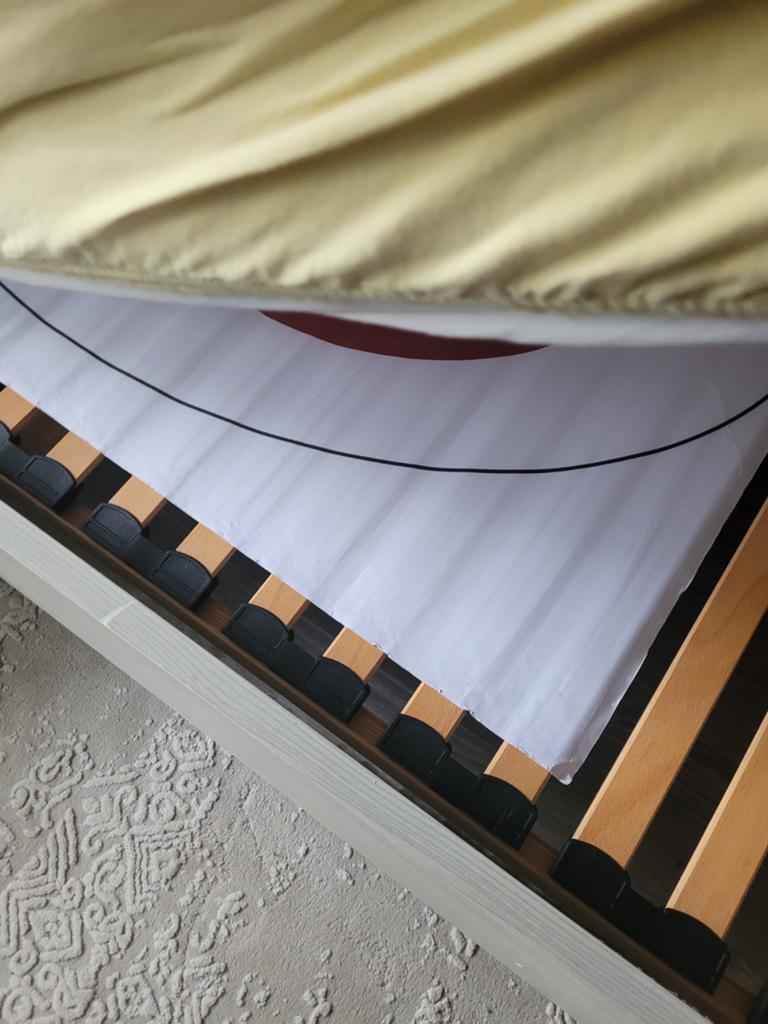 Bed frame, Huis en Inrichting, Slaapkamer | Bedden, Ophalen, Hout