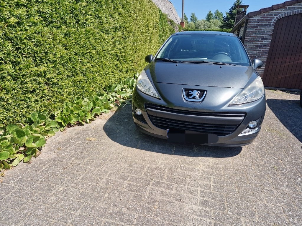 Peugeot 207 - 5deurs - 75000 km (2011) - gekeurd, Autos, Achat, Boîte manuelle, Noir, 5 places