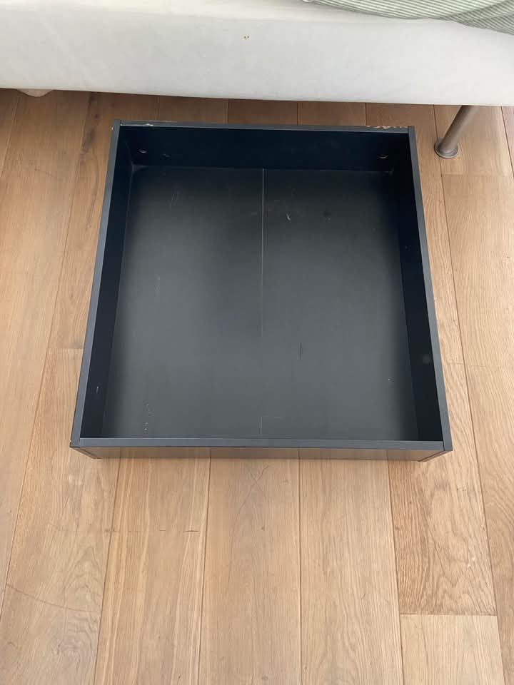 2 grote schuiven voor onder bed, Ophalen, Zo goed als nieuw