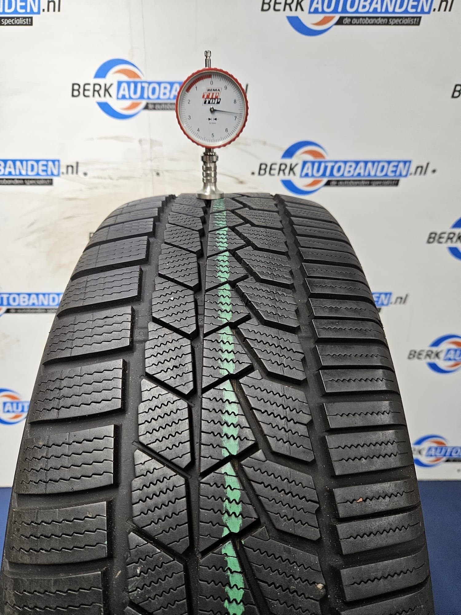 2x Continental Wintercontact TS860S SSR (RFT) 225/45 R19 96V, Auto-onderdelen, Banden en Velgen, 19 inch, Gebruikt, -, -