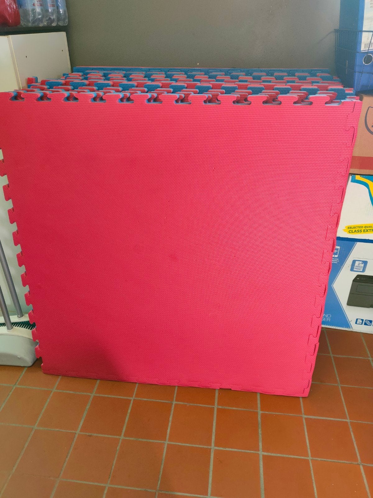 Lot de 15 tapis de puzzle MMA/judo 100 x 100 x 4 cm., Enlèvement, Judo