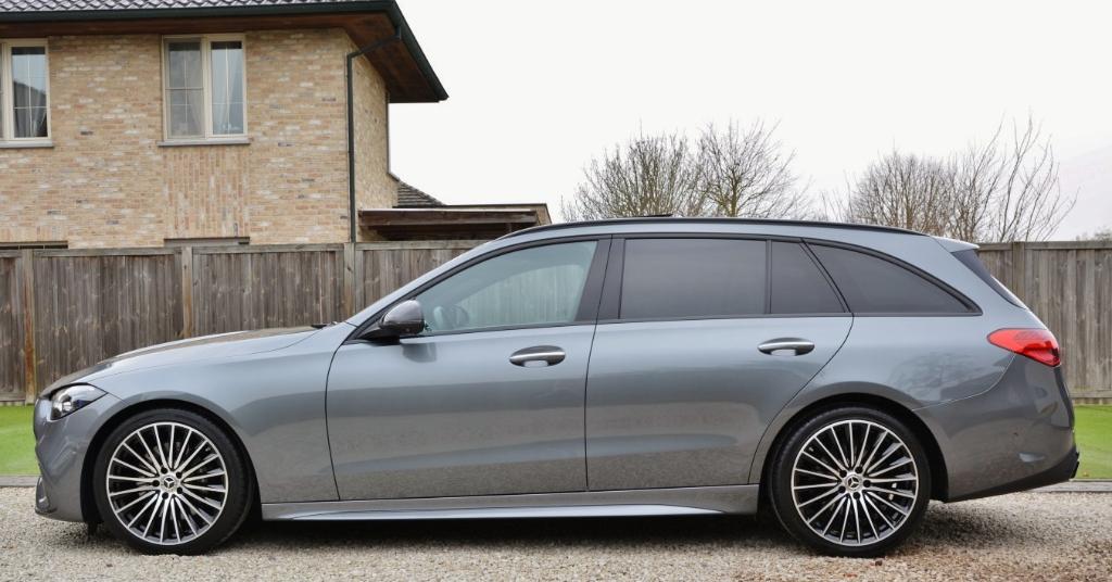 C 180 AMG 9G-Tronic"MATRIX-PANODAK-BURMESTER-360CAMERA", Auto's, Automaat, Parkeerassistent, Achterwielaandrijving, 4 cilinders
