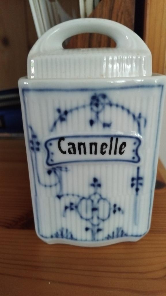 Pot en delft avec mention CANNELLE, Antiquités & Art, Enlèvement ou Envoi