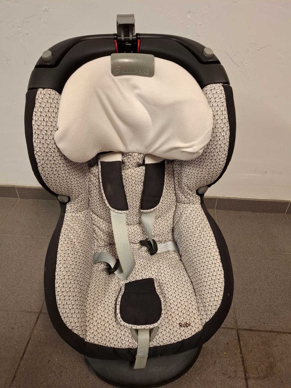 Maxi cosy rubi, Ophalen