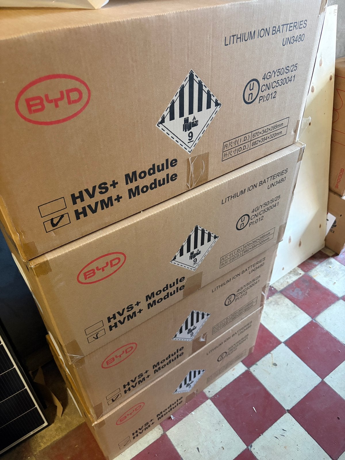 BYD HVM+ /  HVS+, Doe-het-zelf en Bouw, Zonnepanelen en Toebehoren, Ophalen, Nieuw