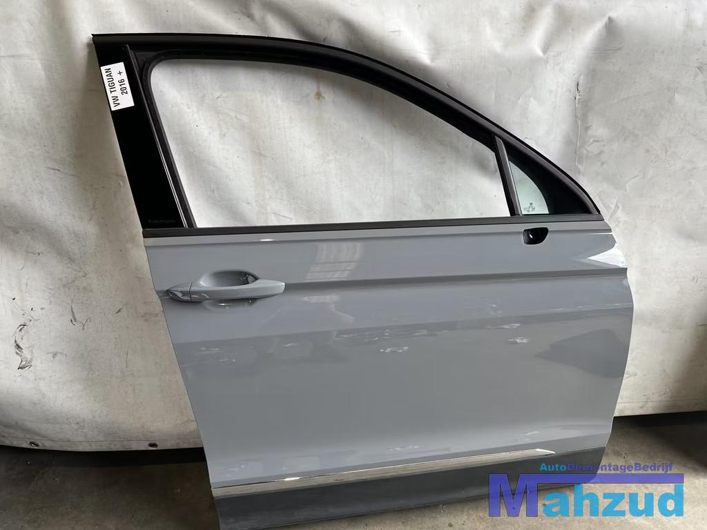 VW TIGUAN Nardo grey grijs rechts voor deur portier 2016+, Auto-onderdelen, Gebruikt, Volkswagen AG, Vw@volkswagen.de, Volkswagen
