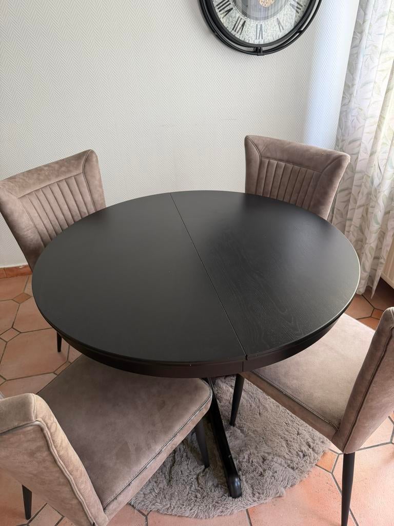Zwarte eettafel, Huis en Inrichting, Ophalen, Zo goed als nieuw