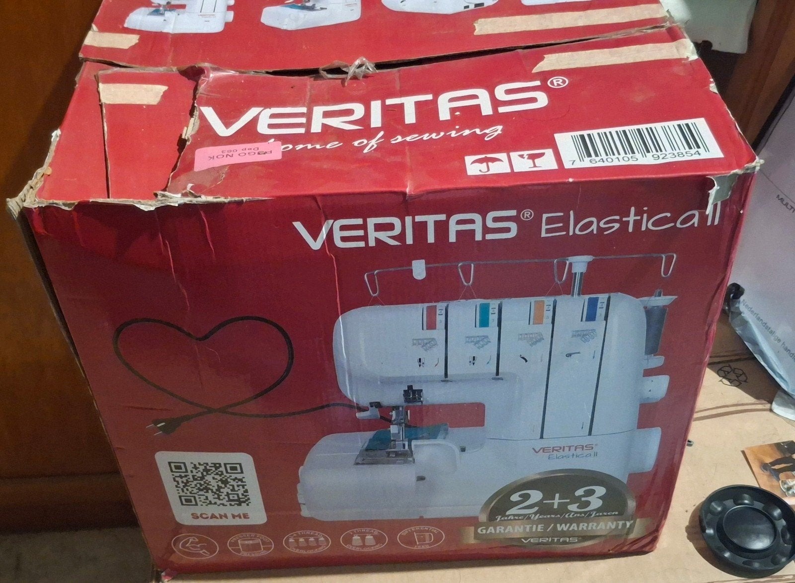 Lockmachine Veritas Elastica || (nieuw), Enlèvement, Surjeteuse