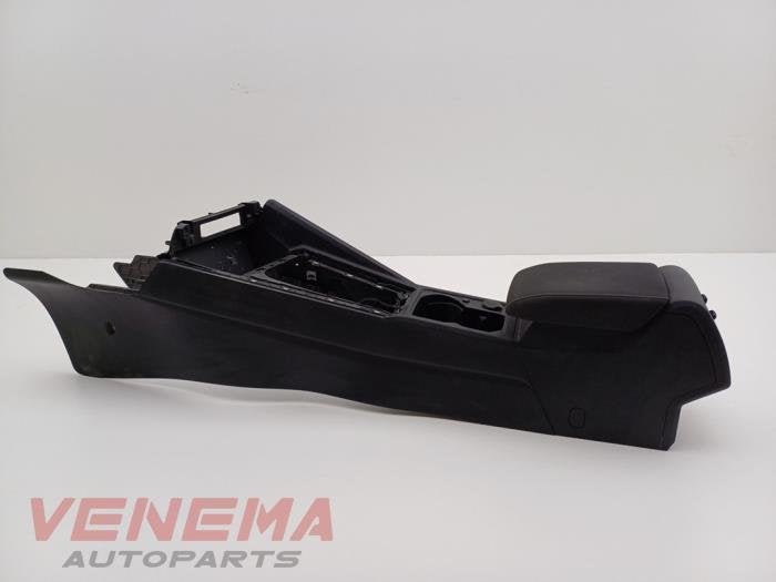 Console centrale d'un Volkswagen Golf, Volkswagen, -, 3 mois de garantie, Utilisé