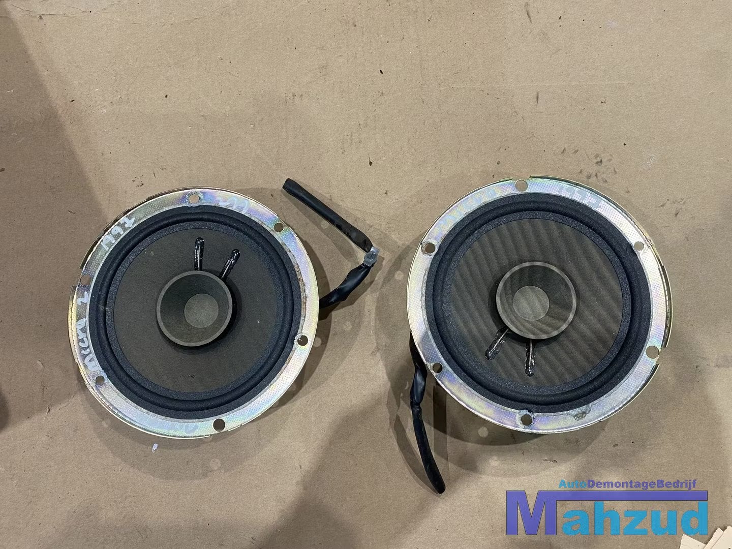 NISSAN MICRA 2 K11 Links rechts voor speaker box 1992-2002, Takashima 1-chome 1-1
220-8686  Yokohama, NISSAN_SR@mail.nissan.co.jp