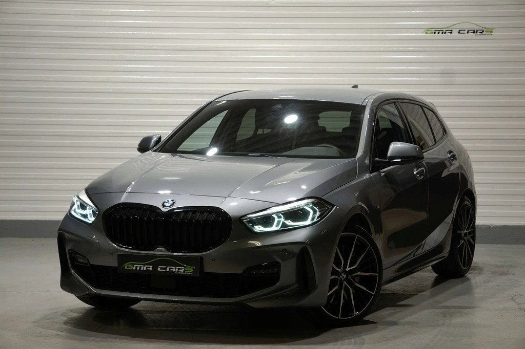 BMW 1 Serie 116 116iA M Pack Aut-Navi-Airco-PDC-Cam-Garantie, Automaat, Gebruikt, 5 deurs, 119 g/km