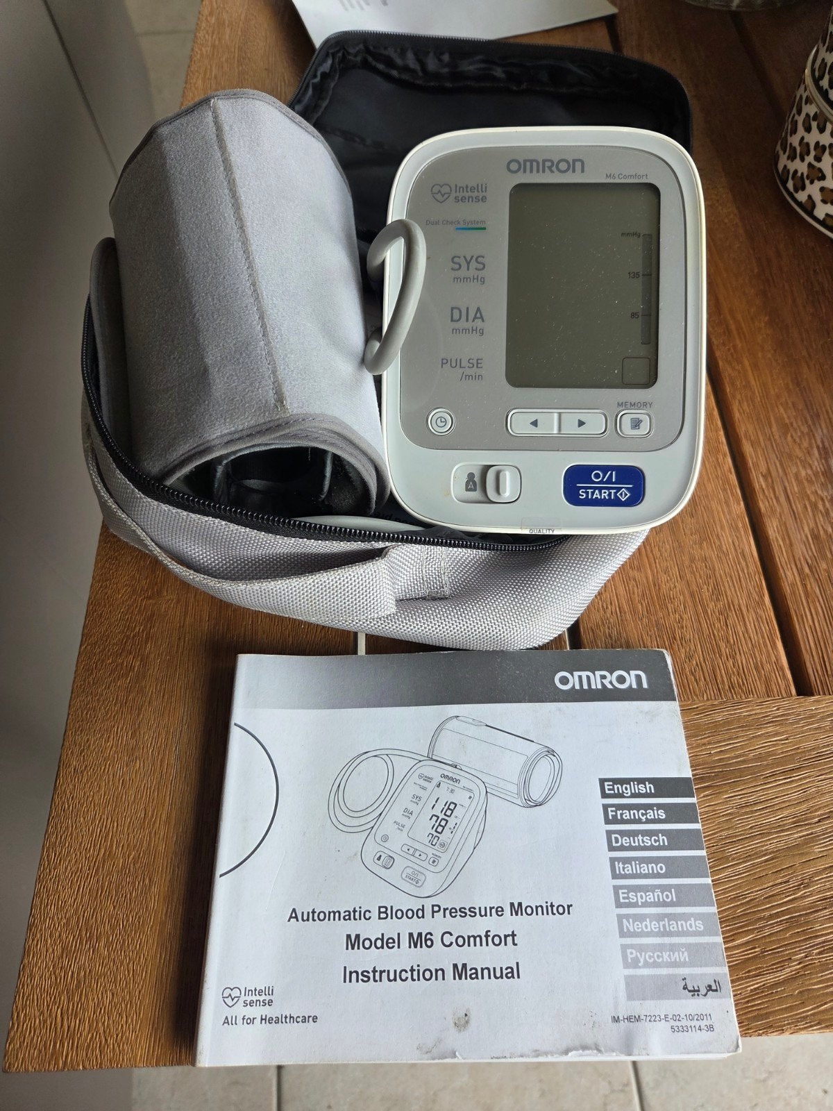 Elektrische bloeddrukmeter, Ophalen of Verzenden, Gebruikt