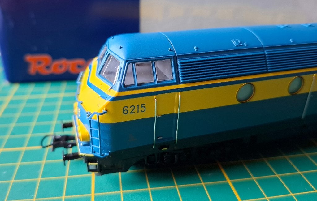 NMBS - NMBS Roco 6215, Gebruikt, Ophalen of Verzenden, Roco, Analoog