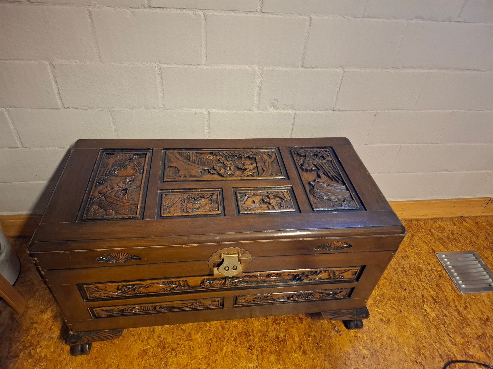 Antieke houten koffer, Antiek en Kunst, Ophalen