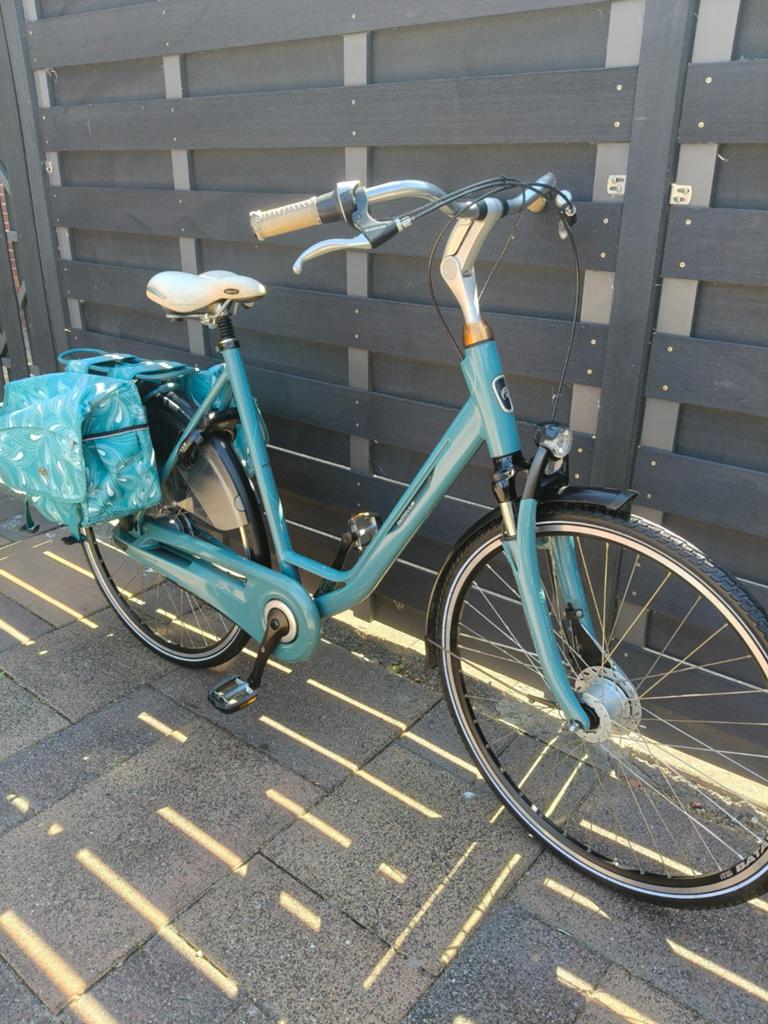 Batavus damesfiets frame 57, Fietsen en Brommers, Fietsen | Dames | Damesfietsen, Batavus, Versnellingen, Ophalen