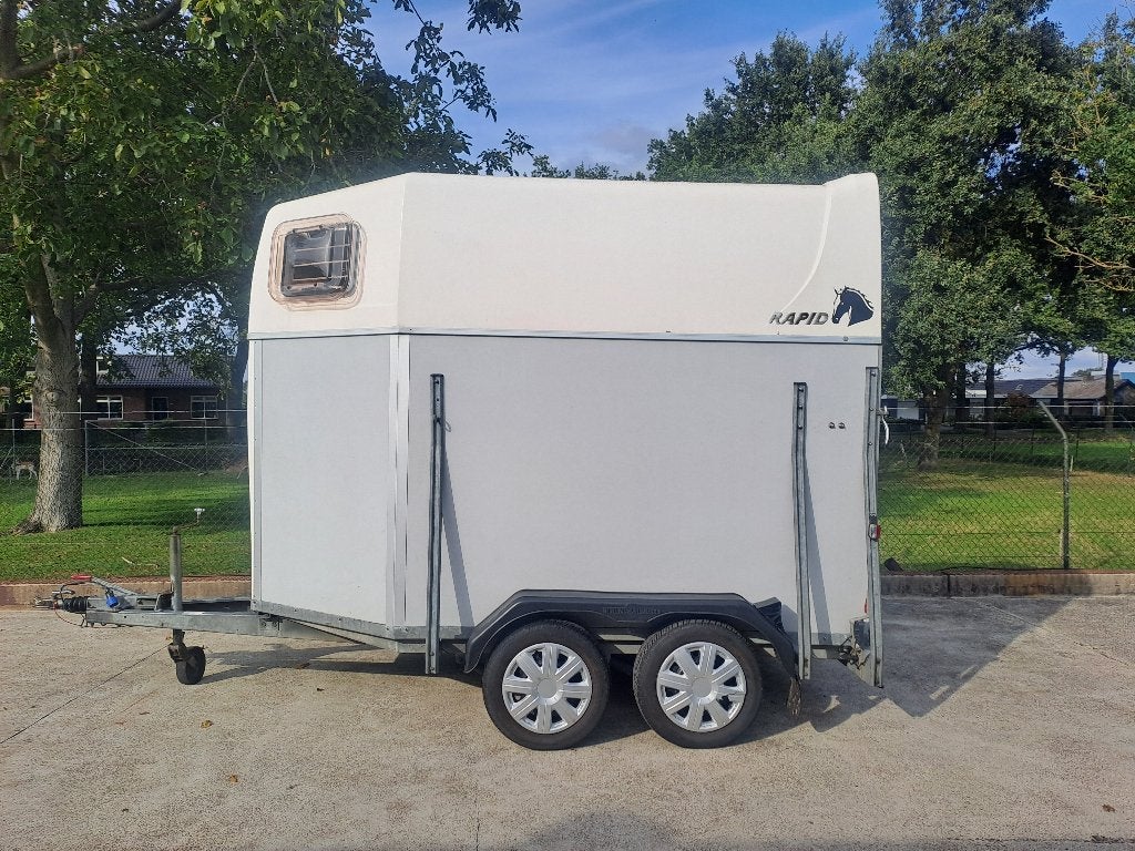 Humbaur 2 paards trailer bouwjaar 2004, Dieren en Toebehoren, Ophalen, Gebruikt, Hout, 2-paards trailer