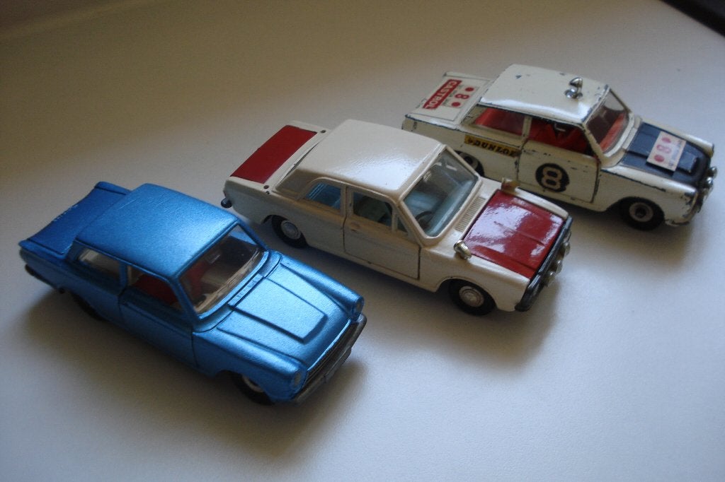 Ford Cortina . Dinky Toys, Enlèvement ou Envoi, Utilisé, Voiture, Dinky Toys