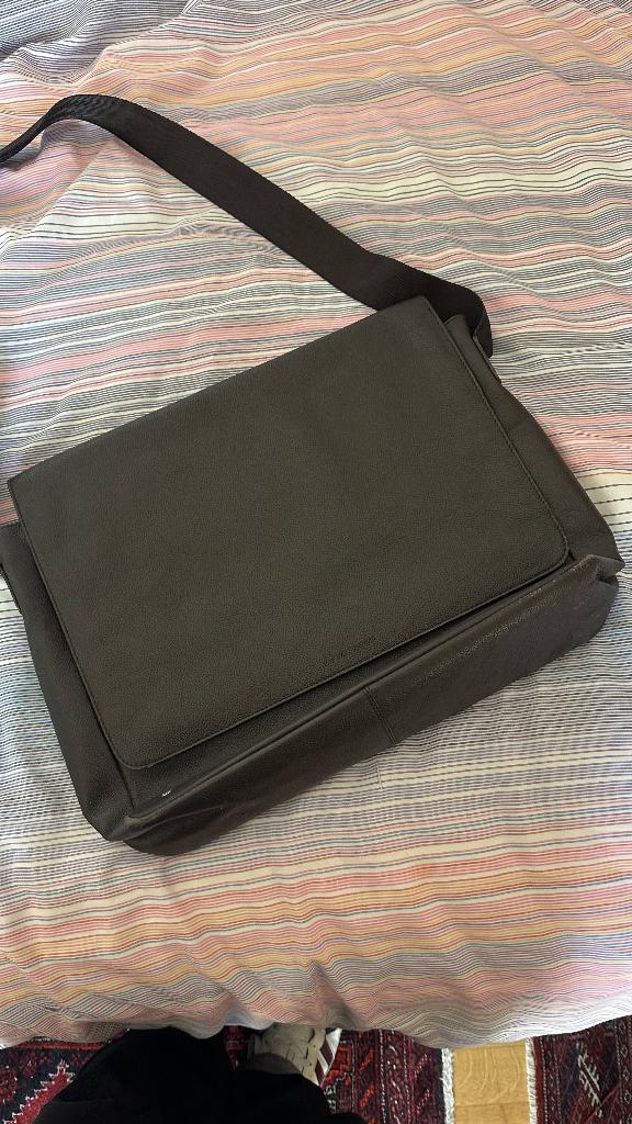 Sac à bandoulière homme/Le Tanneur/ Cuir marron/ Bon état, Autres marques, Cuir, Enlèvement ou Envoi, Comme neuf