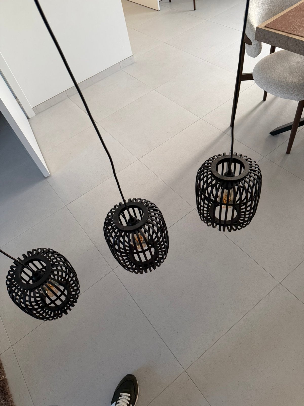 Splinternieuwe hanglampen met nieuwe lampen inclusief, Ophalen, E27 (groot), Zwart strak/ landelijk, Hout