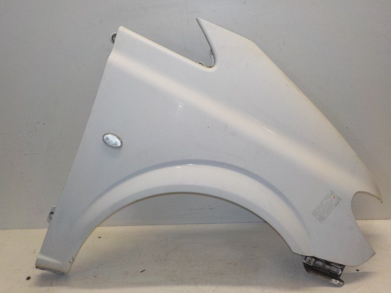 Spatbord rechts voor Mercedes-Benz Vito, Auto-onderdelen, Onderdelen@venauto.nl, Van der Ven Autorecycling B.V., Gebruikt, Ettenseweg 76, 4706 PB Roosendaal, The Netherlands