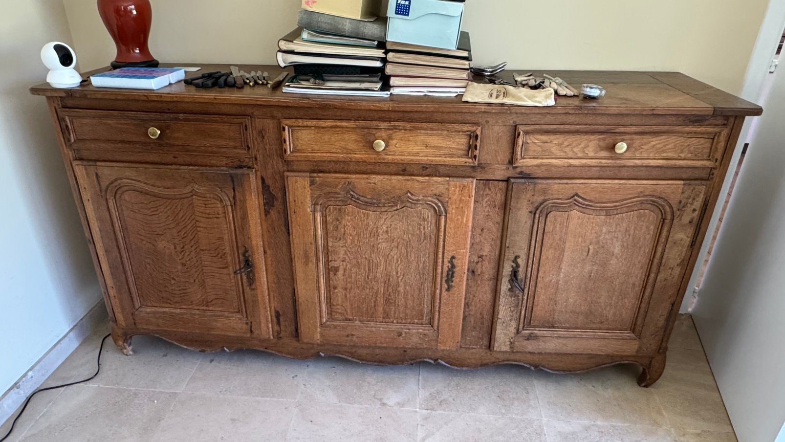 Buffet (dressoir) ancien chêne 3 portes, 3 tiroirs (offre?), Avec tiroir(s), 150 à 200 cm, Enlèvement, Utilisé
